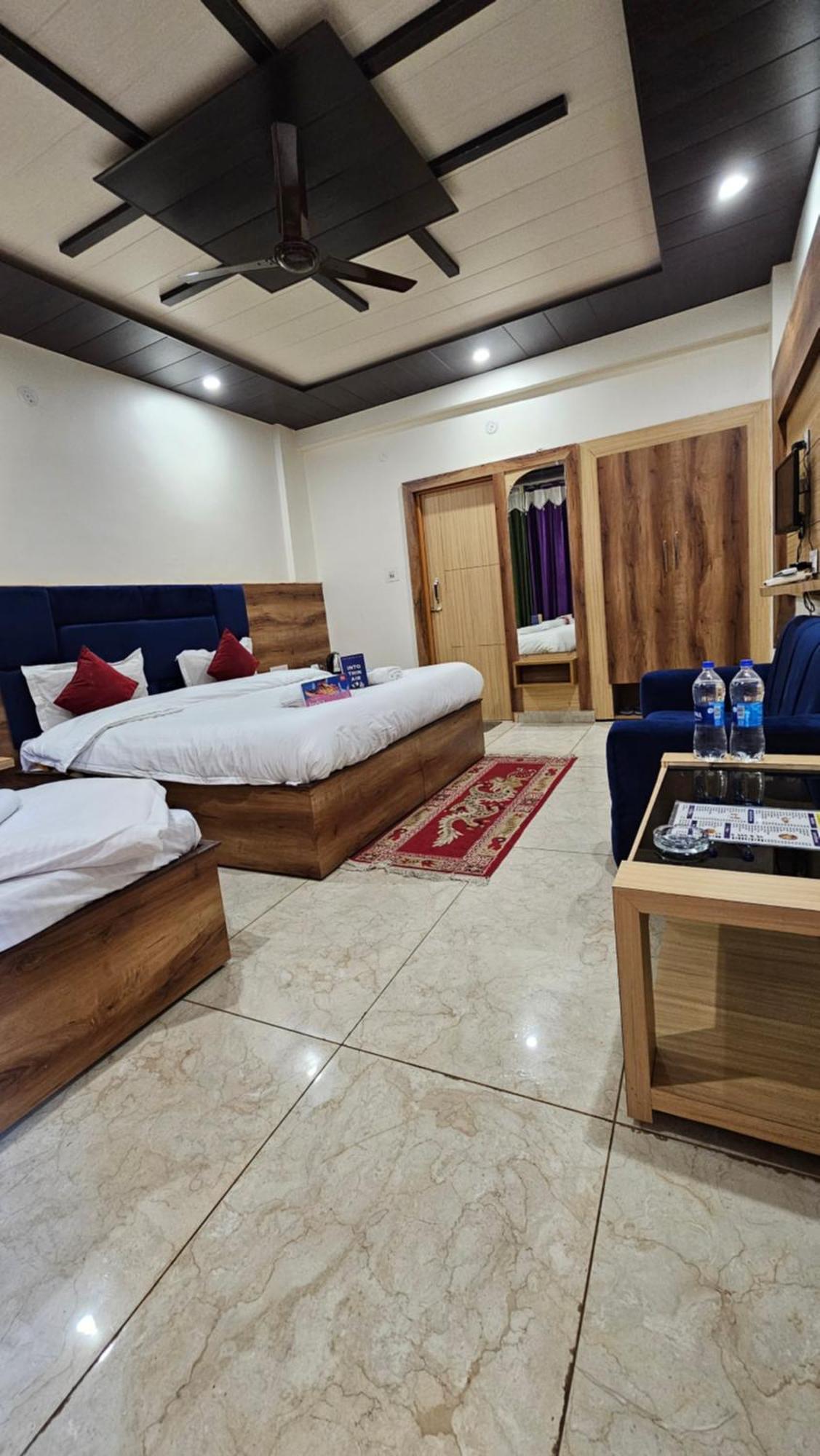 Green View Hotel And Restaurant МакЛеод Ганж Екстериор снимка