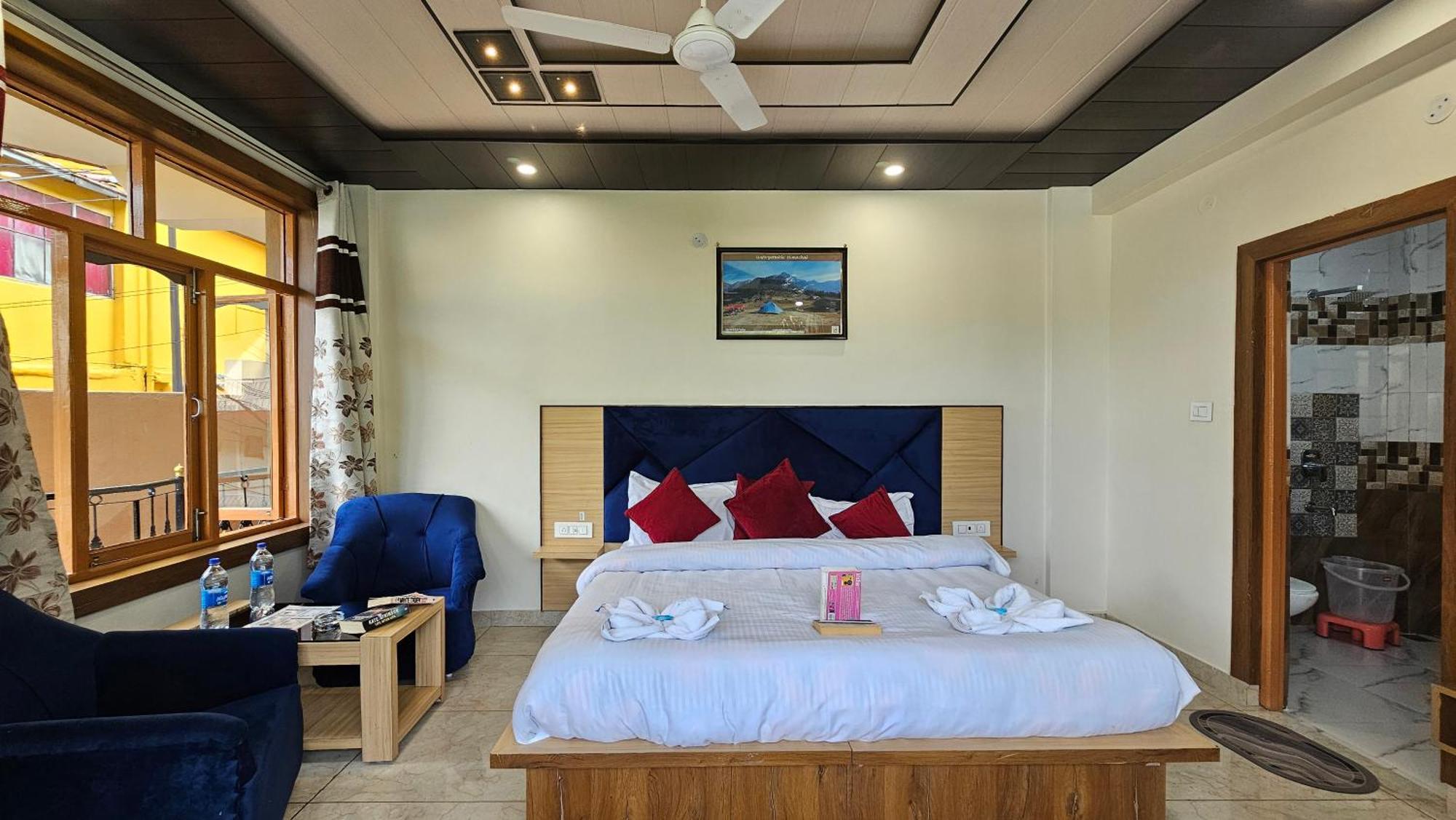 Green View Hotel And Restaurant МакЛеод Ганж Екстериор снимка
